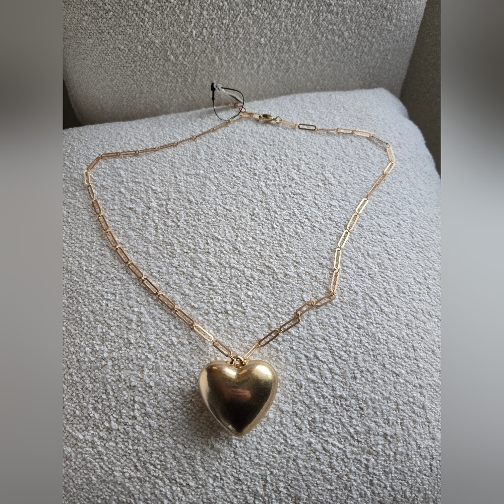 NWT! Free People, Spektor Heart Pendant Necklace, Vintage Gold - Picture 8 of 13